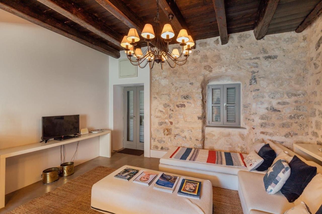 18Th Century Villa In The Unesco Bay Of Kotor Exteriör bild