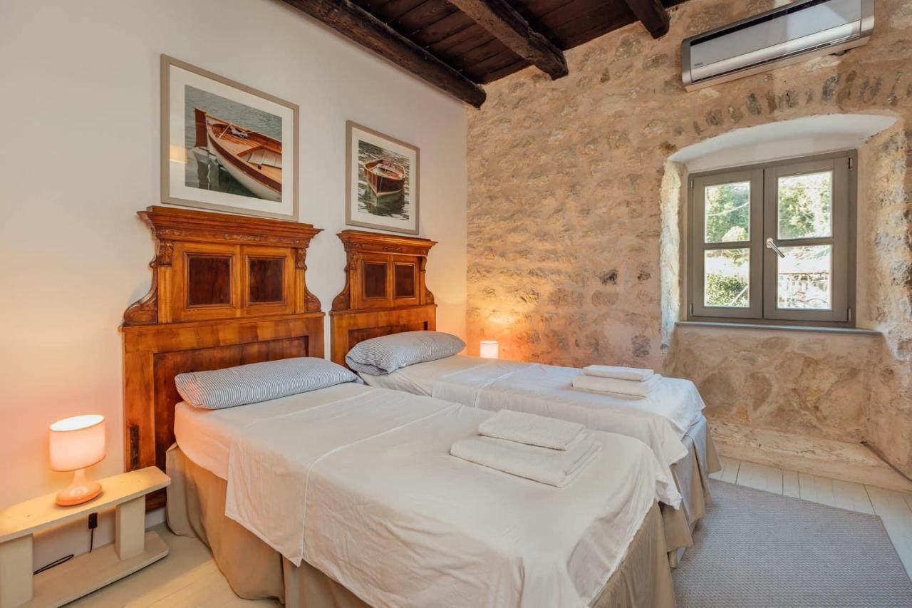 18Th Century Villa In The Unesco Bay Of Kotor Exteriör bild